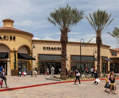 premium outlet los angeles gucci